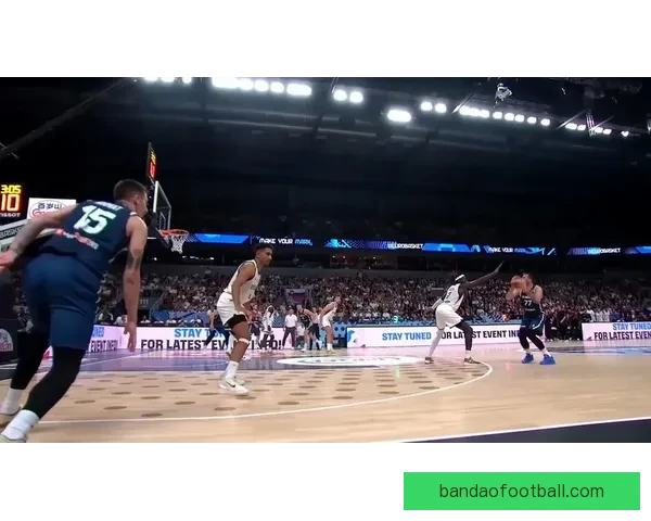 林书豪解析东契奇进攻特点偏爱左侧单打与标志性后撤步技巧 林书豪解析东契奇进攻特点偏爱左侧单打与标志性后撤步技巧