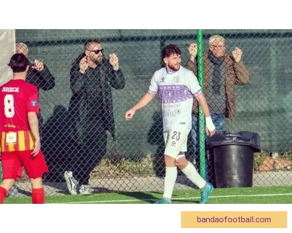 斯帕莱蒂回应德罗西称其为足球之子并强调国家队的必要性